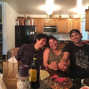 Meet your Posher, Eva